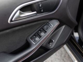 Mercedes-Benz GLA 180 Facelift 1.6 90kW