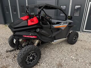 CFMOTO ZFORCE 1000 SPORT R 58kW