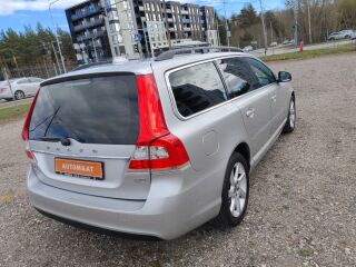 Volvo V70 SUMMUM 2.0 D5 120kW