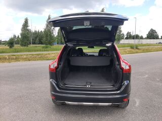Volvo XC60 D4 AWD 2.4 120кВ