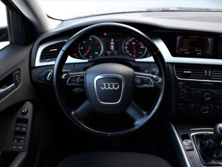 Audi A4 Avant 2.0 R4 TDI 100кВ