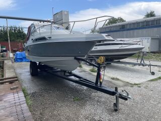 Regal Ambassador XXL 4.7 V8 191kW