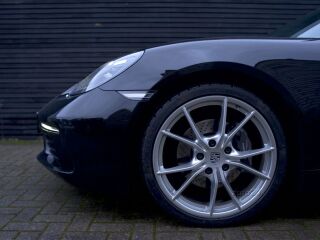 Porsche Cayman 2.0 220kW