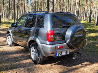 Toyota RAV4 2.0 85kW