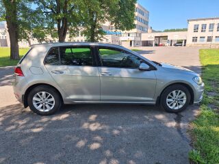 Volkswagen Golf 1.0 81кВ