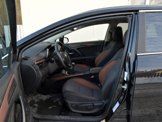 Toyota Avensis Active 1.8 108kW