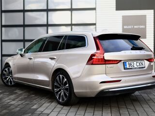 Volvo V60 T6 LONG RANGE Core Plus Recharge Plug-In-Hybri 2.0 293kW