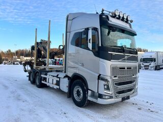 Volvo FH750 6X4 + RETARDER + HIAB CRANE 552kW