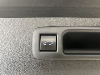 Toyota Highlander Premium AWD 2.5 140кВ