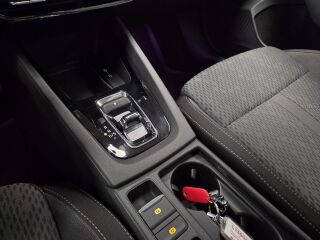 Skoda Octavia Combi Elegance 1.5 110кВ
