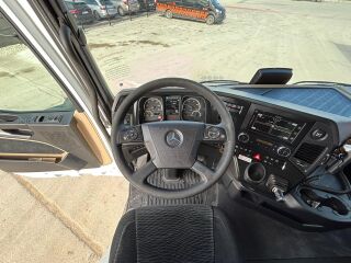 Mercedes-Benz Actros 2542 6x2 310kW