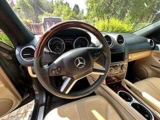 Mercedes-Benz ML 320 3.0 v6 165kW