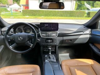Mercedes-Benz E 220 Avantgarde 2.2 CDI 125kW