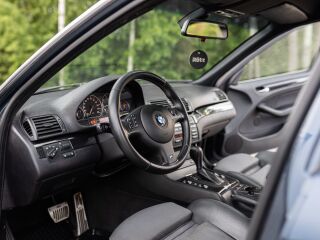 BMW 325 2.5 141kW