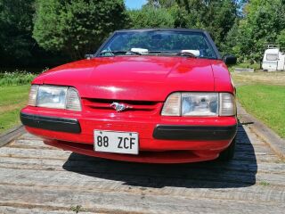 Ford Mustang 4.9 168kW