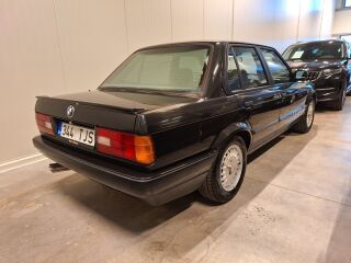 BMW 320 i 2.0 95kW