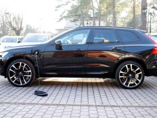 Volvo XC60 AWD DARK Long Range T8 Plus Intelli Safe PRO  2.0 T8 Recharge PHEV Long Range MY2023 335kW