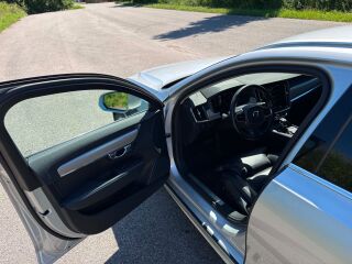 Volvo V90 2.0 140kW