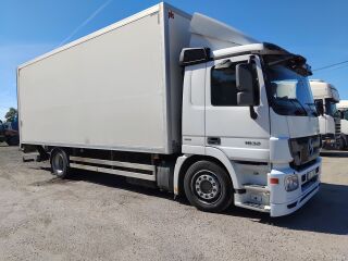 Mercedes-Benz Actros Actros 1832L 4x2 Furgoon isoterm külgavatav 11.9 EcoRoll OM501LA V/1 235kW