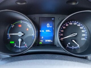 Toyota C-HR Dynamic 1.8 72кВ