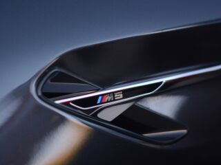 BMW M5 4.4 441kW