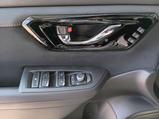 Subaru Forester AWD E-Boxer LIMITED EyeSight CVT 2.0 100kW
