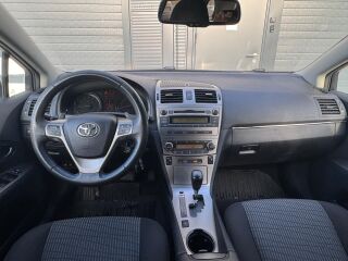 Toyota Avensis Linea Sol Style 2.0 112kW