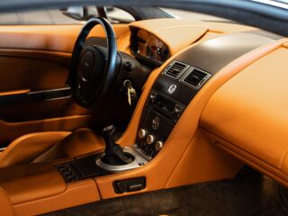 Aston Martin V8 Vantage 4.3 V8 283kW