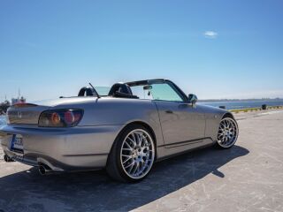 Honda S2000 2.2 R4 VTEC DOHC 176kW