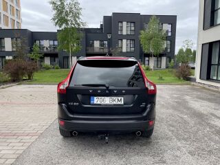 Volvo XC60 Summum AWD 2.4 D5 151kW