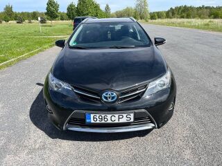 Toyota Auris 1.8 73kW