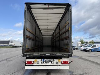 Schmitz Semitrailer Curtainsider Standard