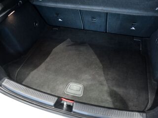 Mercedes-Benz A 200 AMG-Line 1.3 120kW