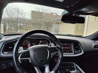 Dodge Challenger 6.4 V8 362kW