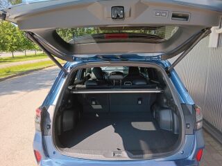 Subaru Forester AWD E-Boxer LIMITED EyeSight CVT 2.0 100kW