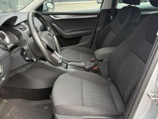 Skoda Octavia Elegance Facelift 1.5 DAD 110кВ