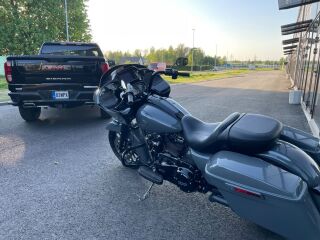 Harley-Davidson Road Glide V-Twin Milwaukee-Eight