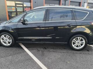 Ford S-MAX Facelift Titanium ECOBLUE B 2.0 TDCI 110kW