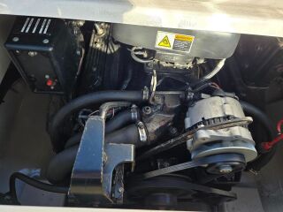 Four Winns 230 Horizon 5.7 Volvo Penta 190kW