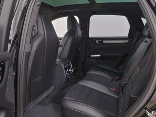 Porsche Cayenne Turbo S E-Hybrid 4.0 500кВ