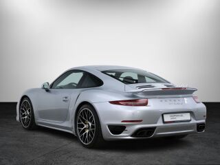 Porsche 911 Turbo S 3.8 412кВ