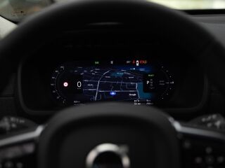 Volvo XC90 T8 AWD Ultra Dark 335кВ