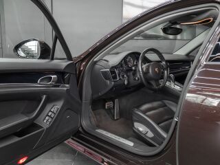 Porsche Panamera 4 3.6 220kW