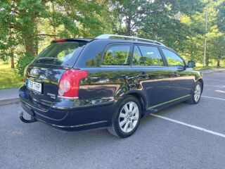 Toyota Avensis 2.0 93kW