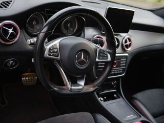 Mercedes-Benz CLA 220 2.1 130кВ