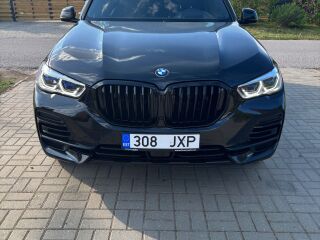 BMW X5 3.0 210kW