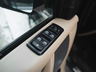 Land Rover Discovery 4 HSE 2.7 TDV6 140kW