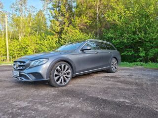 Mercedes-Benz E 220 2.0 143kW