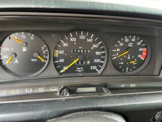 Mercedes-Benz 190 2.0 M102 90кВ