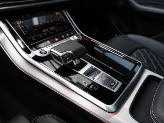 Audi Q8 Facelift 2024 S line 50 TDI Quattro 3.0 210kW
